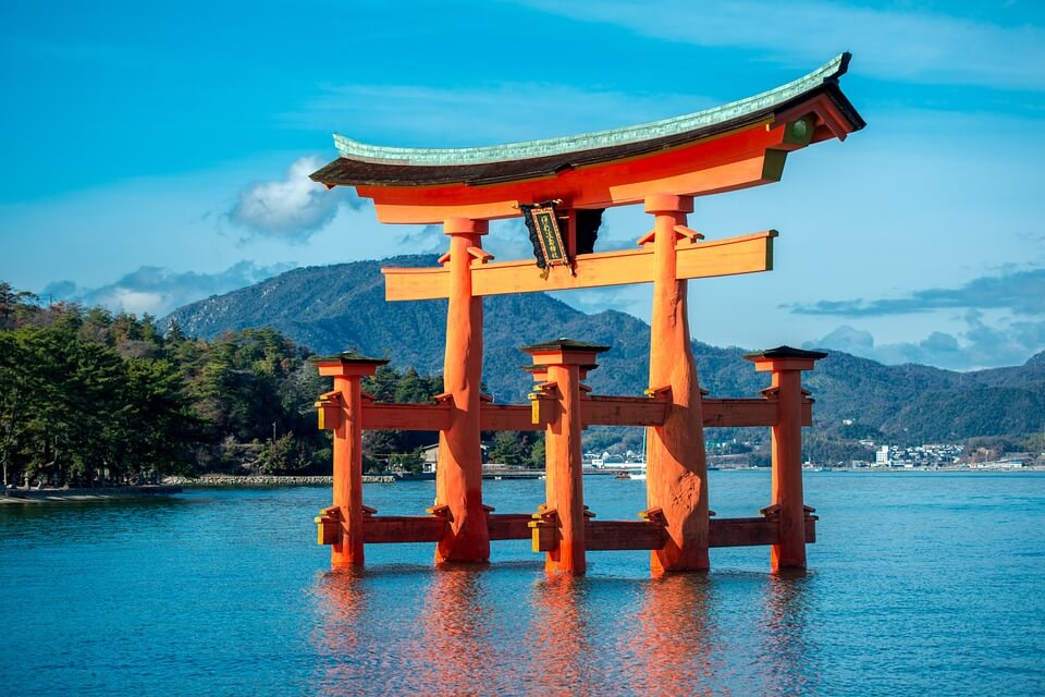 Hiroshima Shrine Torii-porten, Japan,