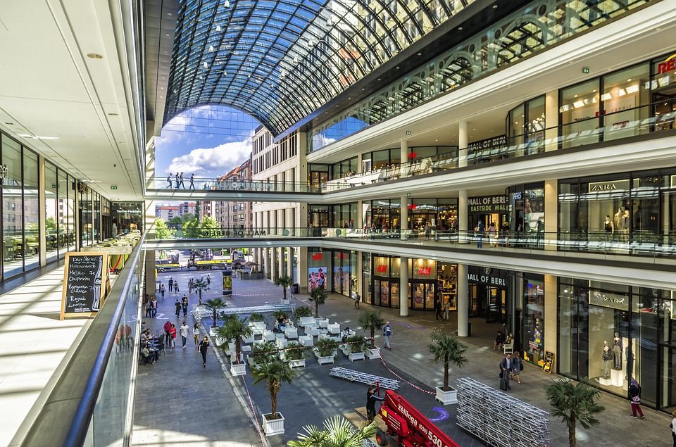 Shopping på Mall of Berlin, Tyskland