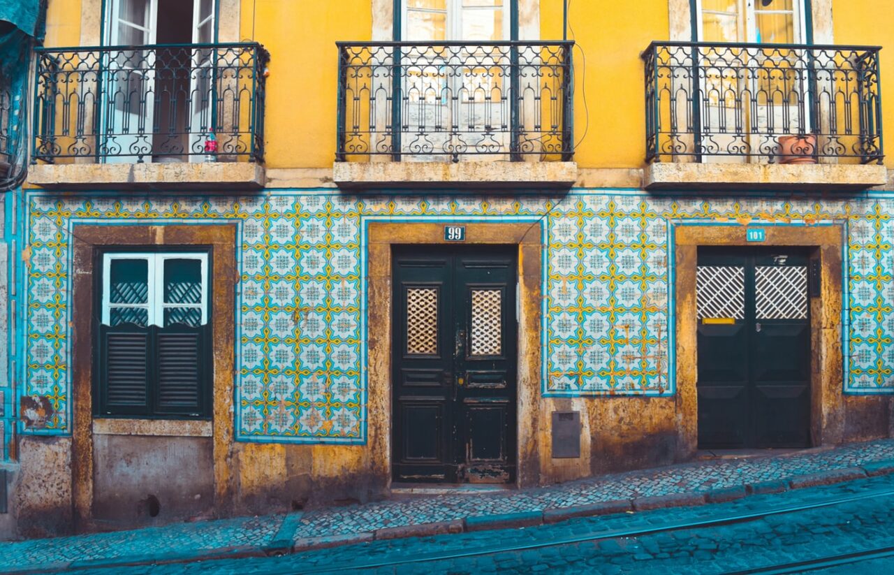 Vakker gate i Lisboa