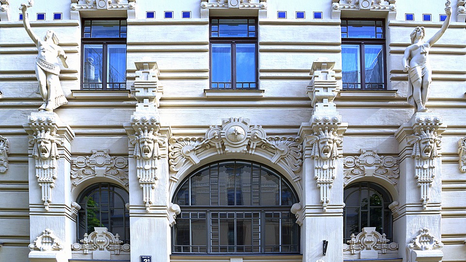 Husfasade i Jugendstil i Riga