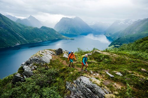 Fjellene rundt Hjørundfjorden