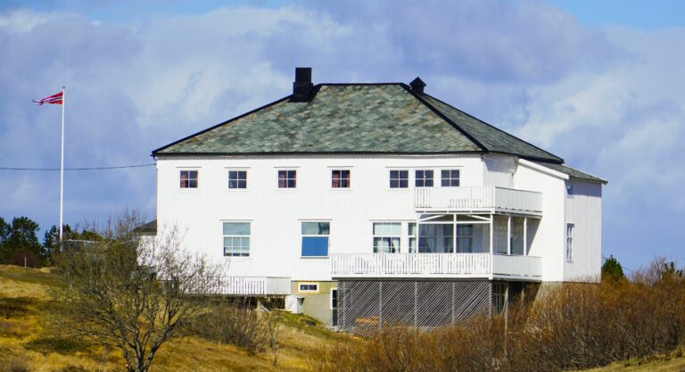 Skogsholmen Gjestehus på Helgelandskysten