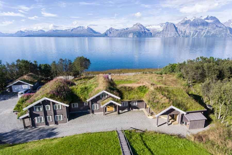 Lyngen Lodge sett fra oven