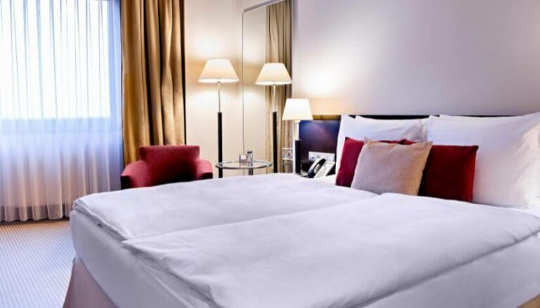 Rom med dobbeltrom hos Crown Plaza Bratislava