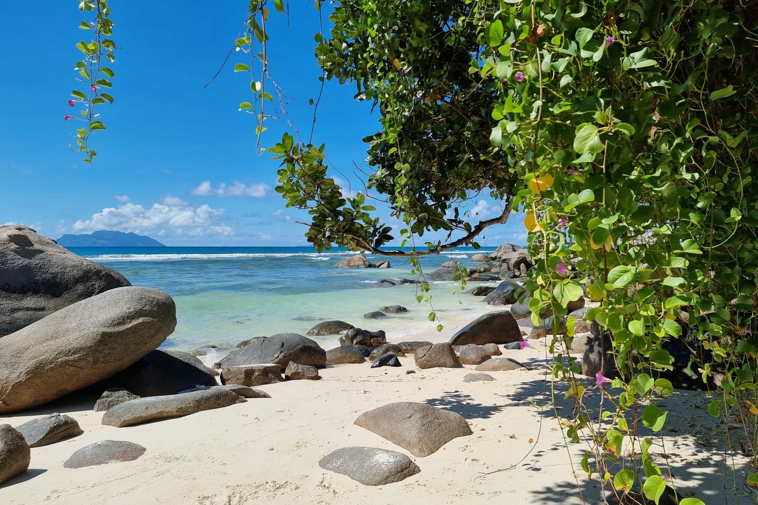 Beau Vallon Beach på Mahé, Seychellene