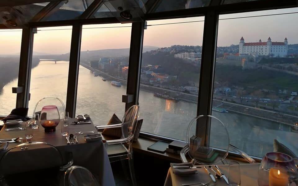 Restaurant UFO i Bratislava