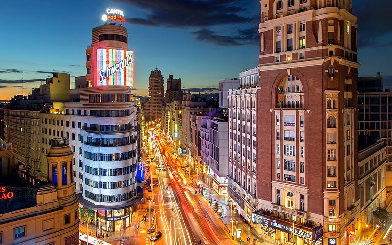 Gran Via Madrid, storby, reiser, spania